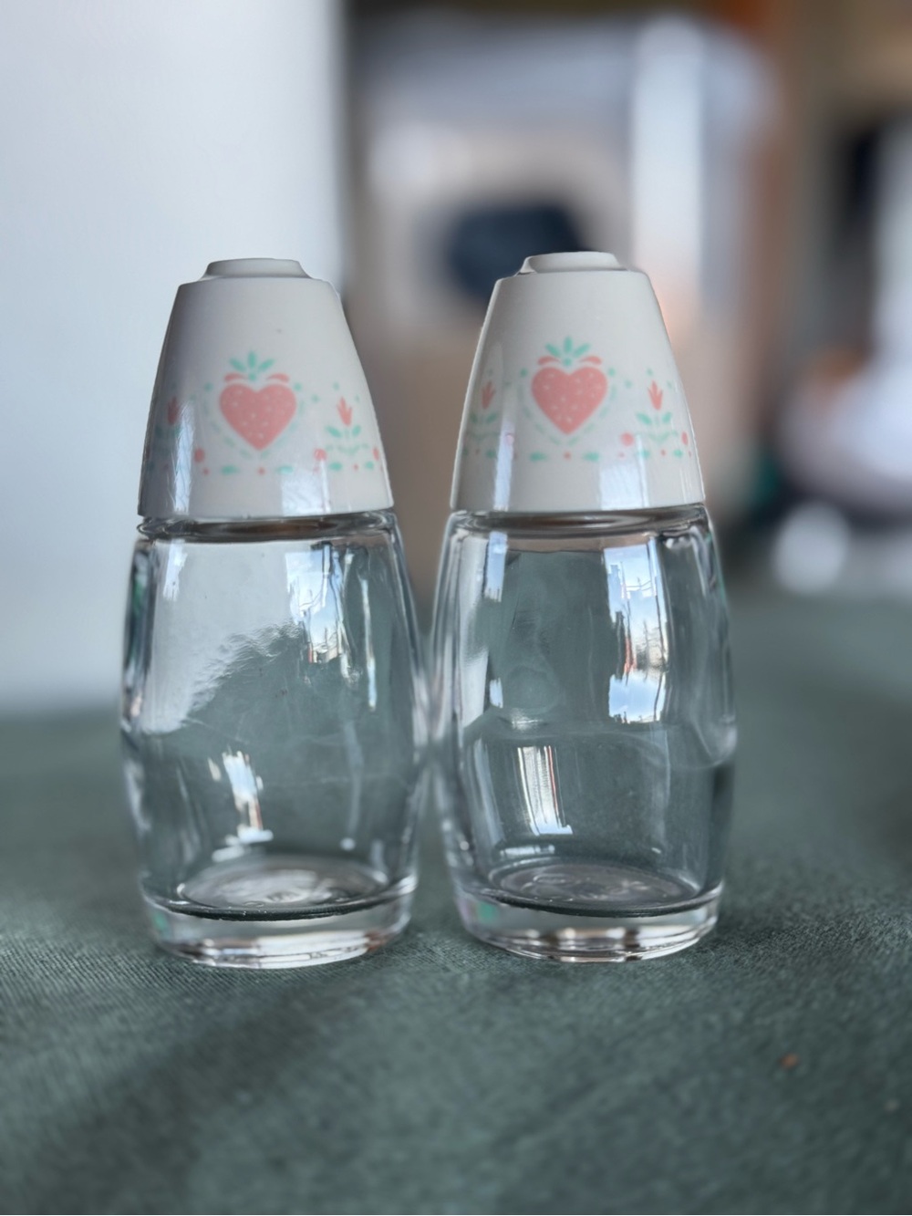 Vintage corelle forever yours heart salt & pepper shakers GEMCO glass